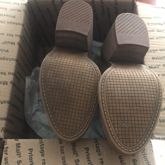 STEVE MADDEN Sharini Chestnut Suede Ankle Booties size 9 - Picture 6 of 6